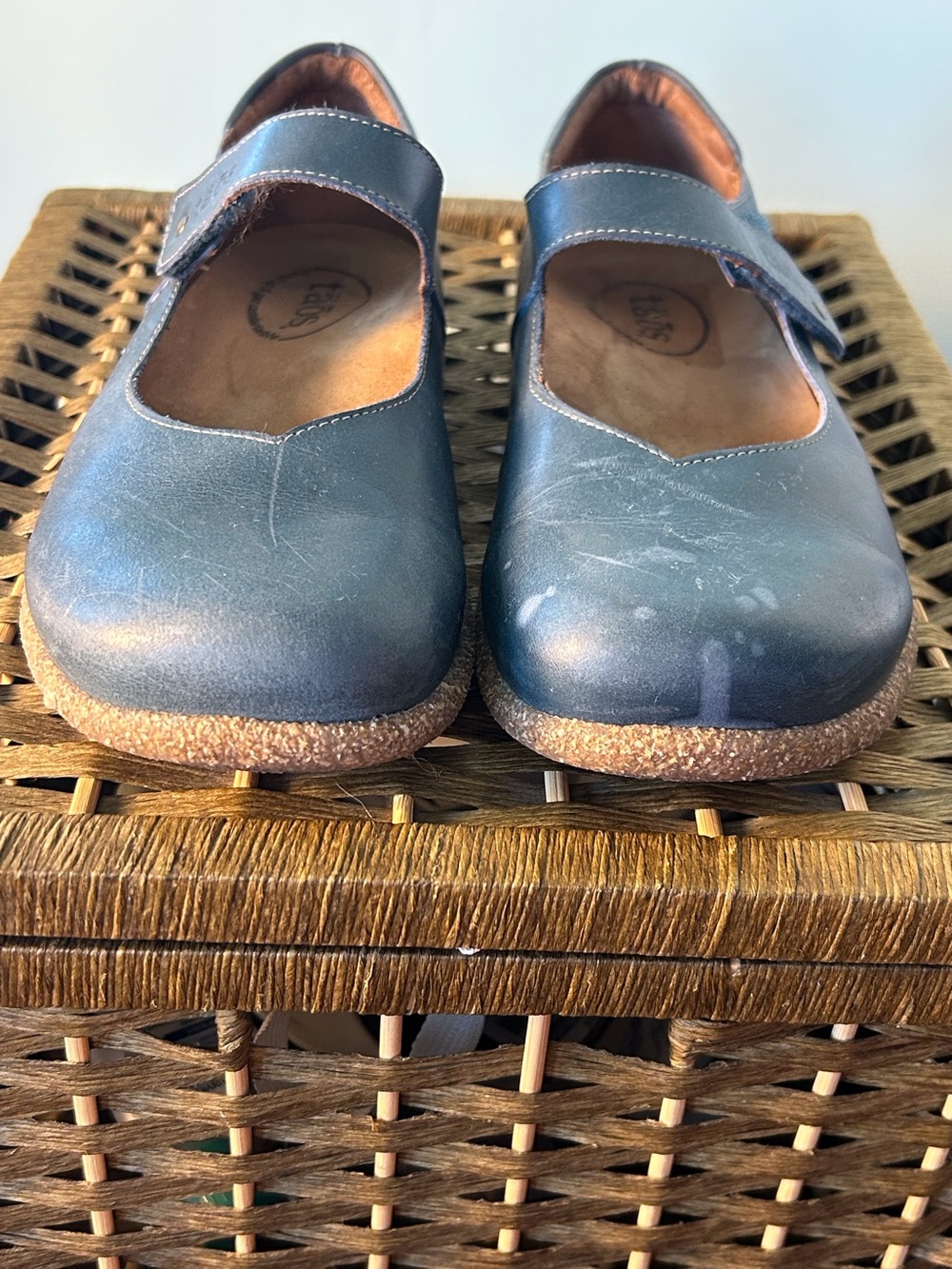 Taos Ultimate Mary Jane Leather Flats Shoes Petrol Blue Sz 37 US 6-6.5